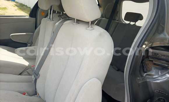 Ra Àlòkù Toyota Sienna Brown Ọkọ̀ in Cotonou ni Benin Ra Àlòkù Toyota Sienna Brown Ọkọ̀ in Cotonou ni Benin