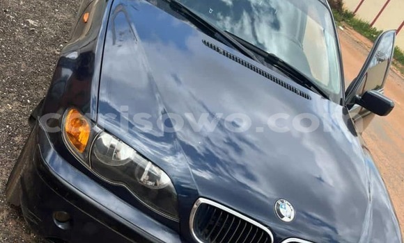Buy Used BMW 3–Series Black Car in Cotonou in Benign