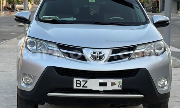 Acheter Occasion Voiture Toyota RAV4 Gris à Porto Novo, Benin Acheter Occasion Voiture Toyota RAV4 Gris à Porto Novo, Benin