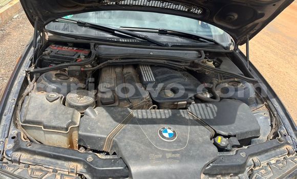 Ra Àlòkù BMW 3–Series Black Ọkọ̀ in Cotonou ni Benin Ra Àlòkù BMW 3–Series Black Ọkọ̀ in Cotonou ni Benin