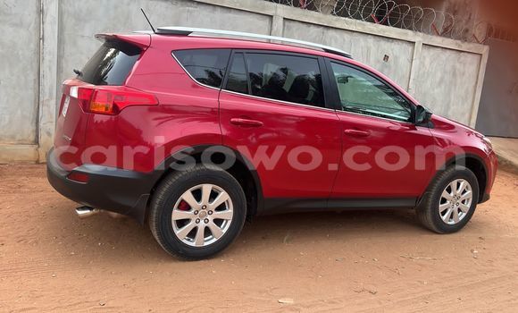 Acheter Occasion Voiture Toyota RAV4 Rouge à Cotonou, Benin Acheter Occasion Voiture Toyota RAV4 Rouge à Cotonou, Benin