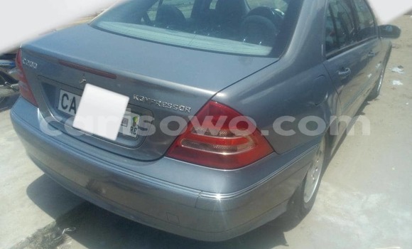 Ra Àlòkù Mercedes-Benz C–Class Silver Ọkọ̀ in Cotonou ni Benin