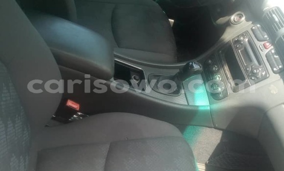 Sayi Na hannu Mercedes-Benz C–Class Azurfa Mota in Cotonou a Benin Sayi Na hannu Mercedes-Benz C–Class Azurfa Mota in Cotonou a Benin