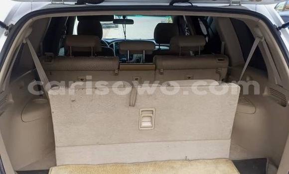 Ra Àlòkù Toyota Highlander funfun Ọkọ̀ in Cotonou ni Benin Ra Àlòkù Toyota Highlander funfun Ọkọ̀ in Cotonou ni Benin