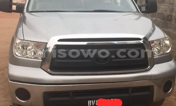 Acheter Occasion Voiture Toyota Tundra Gris à Cotonou, Benin Acheter Occasion Voiture Toyota Tundra Gris à Cotonou, Benin