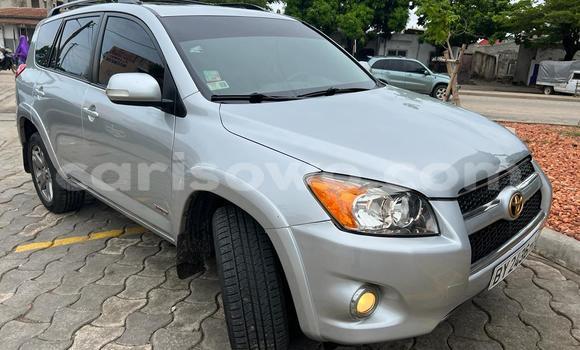 Acheter Occasion Voiture Toyota RAV4 Gris à Cotonou, Benin Acheter Occasion Voiture Toyota RAV4 Gris à Cotonou, Benin