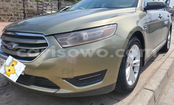 Sayi Na hannu Ford Taurus Azurfa Mota in Cotonou a Benin Sayi Na hannu Ford Taurus Azurfa Mota in Cotonou a Benin