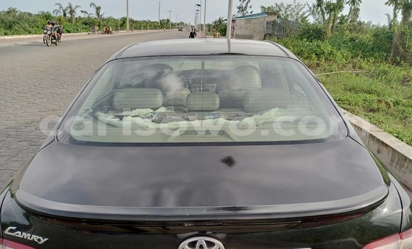 Acheter Occasion Voiture Toyota Camry Noir à Abomey Calavi, Benin Acheter Occasion Voiture Toyota Camry Noir à Abomey Calavi, Benin