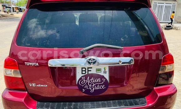 Acheter Occasion Voiture Toyota Highlander Rouge à Cotonou, Benin Acheter Occasion Voiture Toyota Highlander Rouge à Cotonou, Benin
