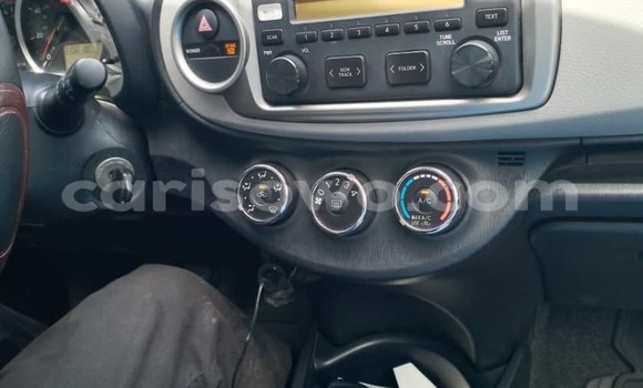 Acheter Occasion Voiture Toyota Yaris Bleu à Cotonou, Benin Acheter Occasion Voiture Toyota Yaris Bleu à Cotonou, Benin