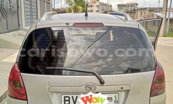 Ra Àlòkù Toyota Corolla Verso Silver Ọkọ̀ in Cotonou ni Benin Ra Àlòkù Toyota Corolla Verso Silver Ọkọ̀ in Cotonou ni Benin