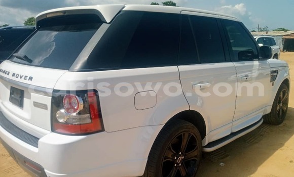Sayi Na hannu Range Rover Evoque White Mota in Cotonou a Benin Sayi Na hannu Range Rover Evoque White Mota in Cotonou a Benin