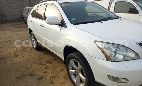 Sayi Sabo Lexus RX 330 White Mota in Abomey Calavi a Benin Sayi Sabo Lexus RX 330 White Mota in Abomey Calavi a Benin