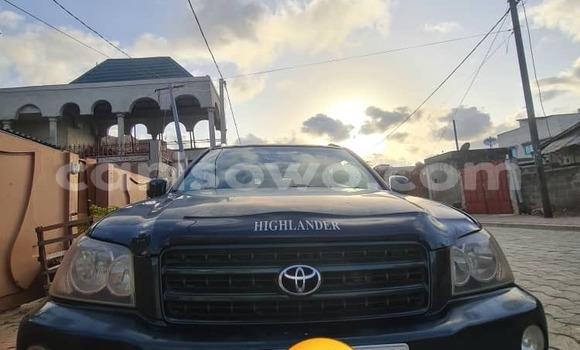 Sayi Na hannu Toyota Highlander Green Mota in Cotonou a Benin Sayi Na hannu Toyota Highlander Green Mota in Cotonou a Benin