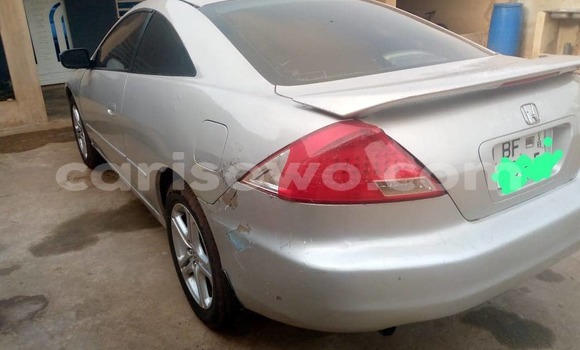 Acheter Occasion Voiture Honda Accord Gris à Cotonou, Benin Acheter Occasion Voiture Honda Accord Gris à Cotonou, Benin