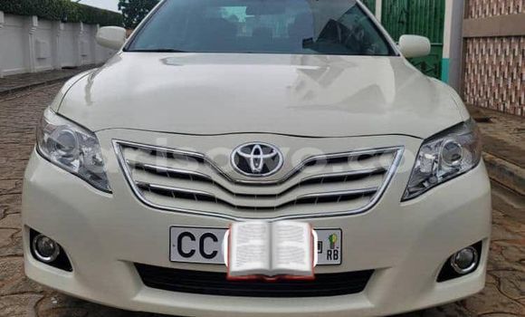 Acheter Import Voiture Toyota Camry Blanc à Cotonou, Benin Acheter Import Voiture Toyota Camry Blanc à Cotonou, Benin