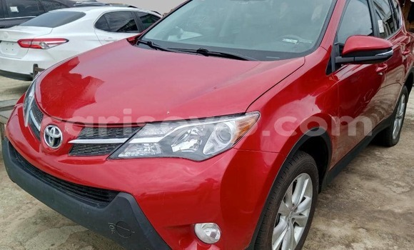 Acheter Occasion Voiture Toyota RAV4 Rouge à Cotonou, Benin