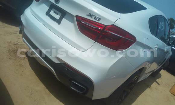 Acheter Occasion Voiture BMW X6 Blanc à Cotonou, Benin Acheter Occasion Voiture BMW X6 Blanc à Cotonou, Benin