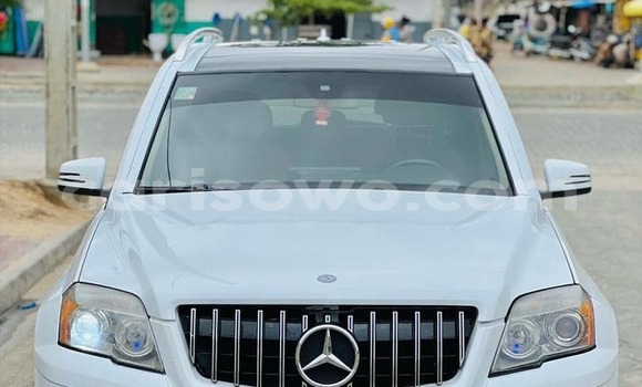 Buy Used Mercedes-Benz GLK–Class White Car in Cotonou in Benign Buy Used Mercedes-Benz GLK–Class White Car in Cotonou in Benign