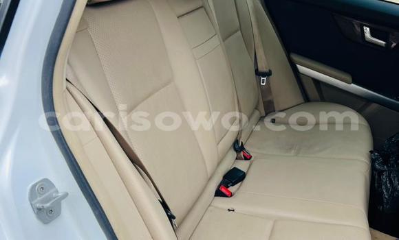 Buy Used Mercedes-Benz GLK–Class White Car in Cotonou in Benign Buy Used Mercedes-Benz GLK–Class White Car in Cotonou in Benign