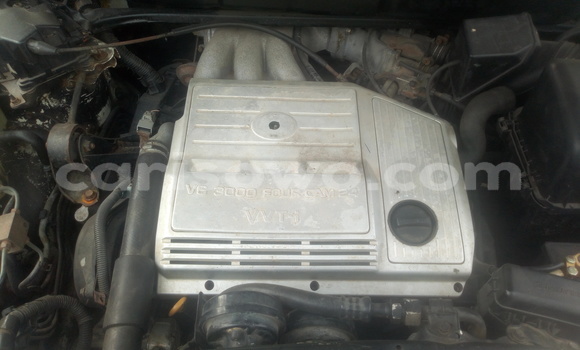 Sayi Na hannu Lexus RX 300 Brown Mota in Cotonou a Benin Sayi Na hannu Lexus RX 300 Brown Mota in Cotonou a Benin
