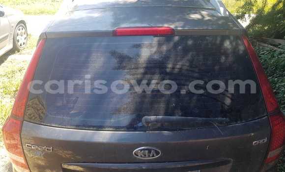 Acheter Import Voiture Kia Cee'd Gris à Cotonou, Benin Acheter Import Voiture Kia Cee'd Gris à Cotonou, Benin