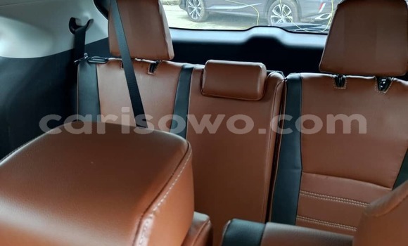 Sayi Na hannu Toyota Highlander Sauran Mota in Cotonou a Benin Sayi Na hannu Toyota Highlander Sauran Mota in Cotonou a Benin