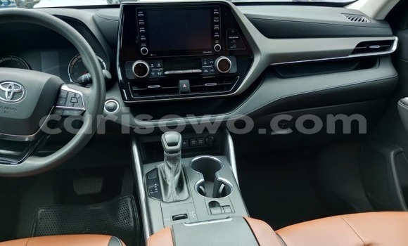 Sayi Na hannu Toyota Highlander Sauran Mota in Cotonou a Benin Sayi Na hannu Toyota Highlander Sauran Mota in Cotonou a Benin