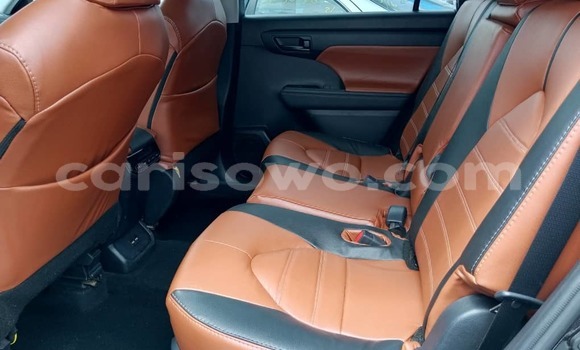 Sayi Na hannu Toyota Highlander Sauran Mota in Cotonou a Benin Sayi Na hannu Toyota Highlander Sauran Mota in Cotonou a Benin