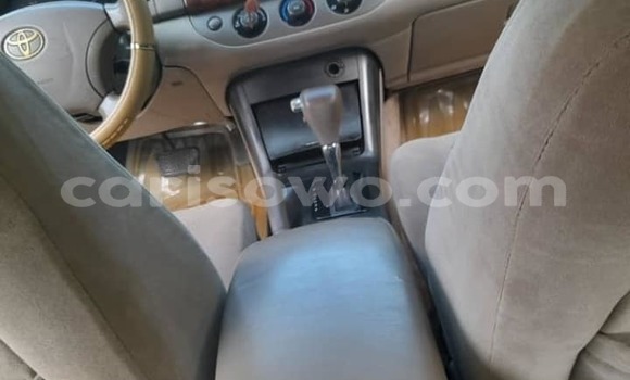 Sayi Na hannu Toyota Camry White Mota in Cotonou a Benin Sayi Na hannu Toyota Camry White Mota in Cotonou a Benin