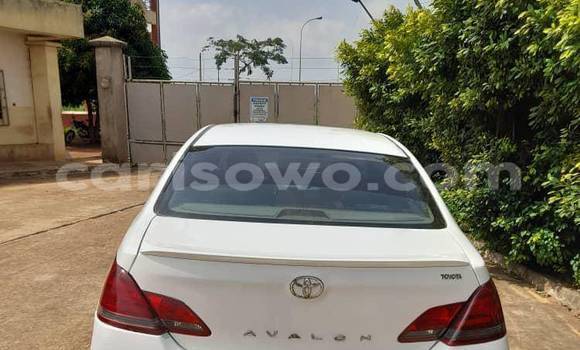 Buy Used Toyota Avalon White Car in Cotonou in Benign Buy Used Toyota Avalon White Car in Cotonou in Benign