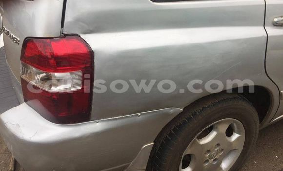 Ra Àlòkù Toyota Highlander Miiran Ọkọ̀ in Cotonou ni Benin Ra Àlòkù Toyota Highlander Miiran Ọkọ̀ in Cotonou ni Benin