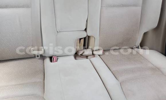 Acheter Occasion Voiture Toyota Highlander Beige à Abomey Calavi, Benin