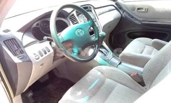Buy Used Toyota Highlander Beige Car in Cotonou in Benign Buy Used Toyota Highlander Beige Car in Cotonou in Benign