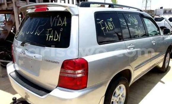 Buy Used Toyota Highlander Beige Car in Cotonou in Benign Buy Used Toyota Highlander Beige Car in Cotonou in Benign