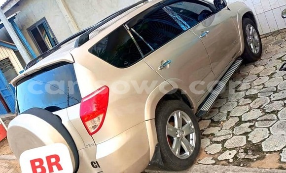 Sayi Na hannu Toyota RAV4 M Mota in Cotonou a Benin Sayi Na hannu Toyota RAV4 M Mota in Cotonou a Benin