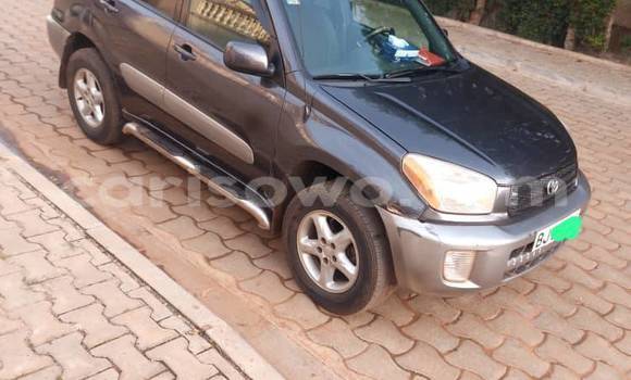 Ra Àlòkù Toyota RAV4 Black Ọkọ̀ in Cotonou ni Benin Ra Àlòkù Toyota RAV4 Black Ọkọ̀ in Cotonou ni Benin
