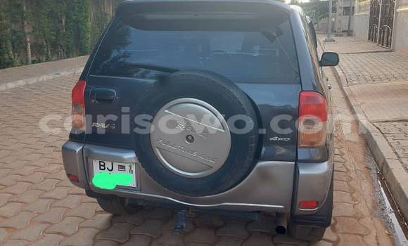 Ra Àlòkù Toyota RAV4 Black Ọkọ̀ in Cotonou ni Benin Ra Àlòkù Toyota RAV4 Black Ọkọ̀ in Cotonou ni Benin