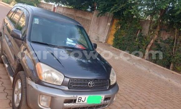 Ra Àlòkù Toyota RAV4 Black Ọkọ̀ in Cotonou ni Benin Ra Àlòkù Toyota RAV4 Black Ọkọ̀ in Cotonou ni Benin