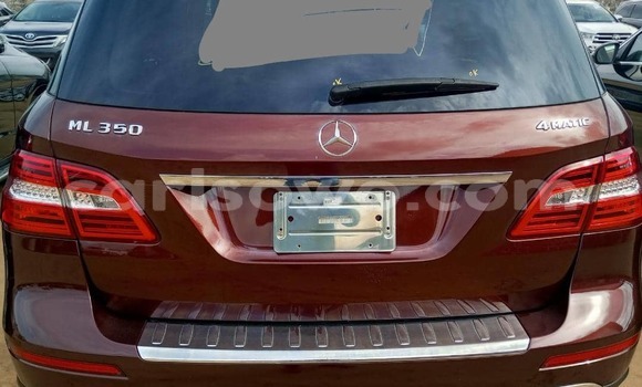 Sayi Na hannu Mercedes-Benz ML–Class Red Mota in Cotonou a Benin Sayi Na hannu Mercedes-Benz ML–Class Red Mota in Cotonou a Benin