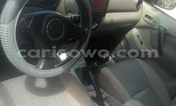 Ra Àlòkù Toyota RAV4 Silver Ọkọ̀ in Cotonou ni Benin Ra Àlòkù Toyota RAV4 Silver Ọkọ̀ in Cotonou ni Benin