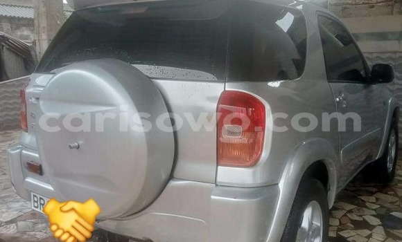 Acheter Occasion Voiture Toyota RAV4 Gris à Cotonou, Benin Acheter Occasion Voiture Toyota RAV4 Gris à Cotonou, Benin