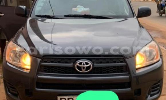 Ra Àlòkù Toyota RAV4 Black Ọkọ̀ in Cotonou ni Benin Ra Àlòkù Toyota RAV4 Black Ọkọ̀ in Cotonou ni Benin