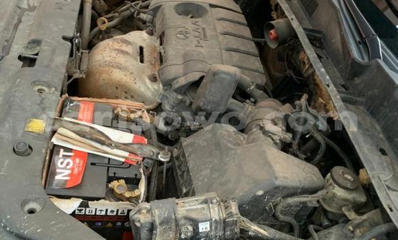 Ra Àlòkù Toyota RAV4 Black Ọkọ̀ in Cotonou ni Benin Ra Àlòkù Toyota RAV4 Black Ọkọ̀ in Cotonou ni Benin