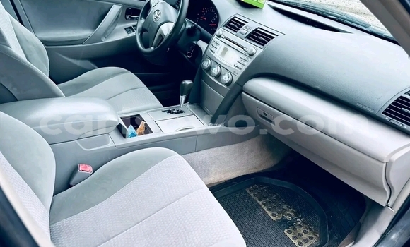 Ra Àlòkù Toyota Camry Black Ọkọ̀ in Cotonou ni Benin Ra Àlòkù Toyota Camry Black Ọkọ̀ in Cotonou ni Benin