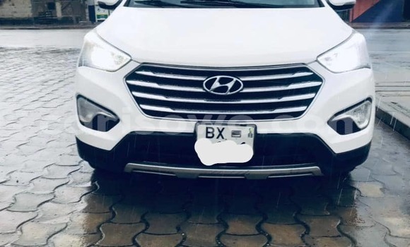 Acheter Occasion Voiture Hyundai Santa Fe Blanc à Cotonou, Benin Acheter Occasion Voiture Hyundai Santa Fe Blanc à Cotonou, Benin
