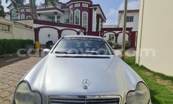 Acheter Occasion Voiture Mercedes-Benz 230 Gris à Cotonou, Benin Acheter Occasion Voiture Mercedes-Benz 230 Gris à Cotonou, Benin