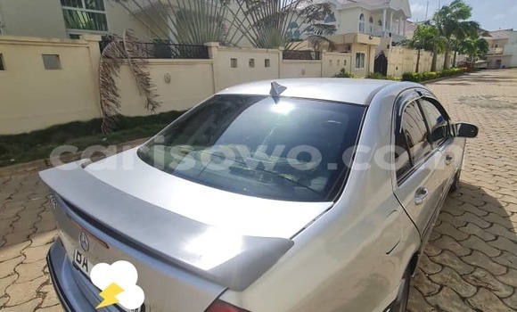 Acheter Occasion Voiture Mercedes-Benz 230 Gris à Cotonou, Benin Acheter Occasion Voiture Mercedes-Benz 230 Gris à Cotonou, Benin