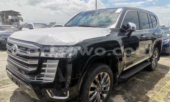 Ra Tuntun Toyota Land Cruiser Black Ọkọ̀ in Cotonou ni Benin Ra Tuntun Toyota Land Cruiser Black Ọkọ̀ in Cotonou ni Benin