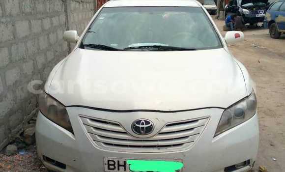 Acheter Occasion Voiture Toyota Camry Blanc à Cotonou, Benin Acheter Occasion Voiture Toyota Camry Blanc à Cotonou, Benin